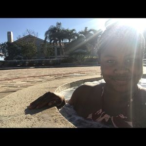 Meet your Posher, Ashley